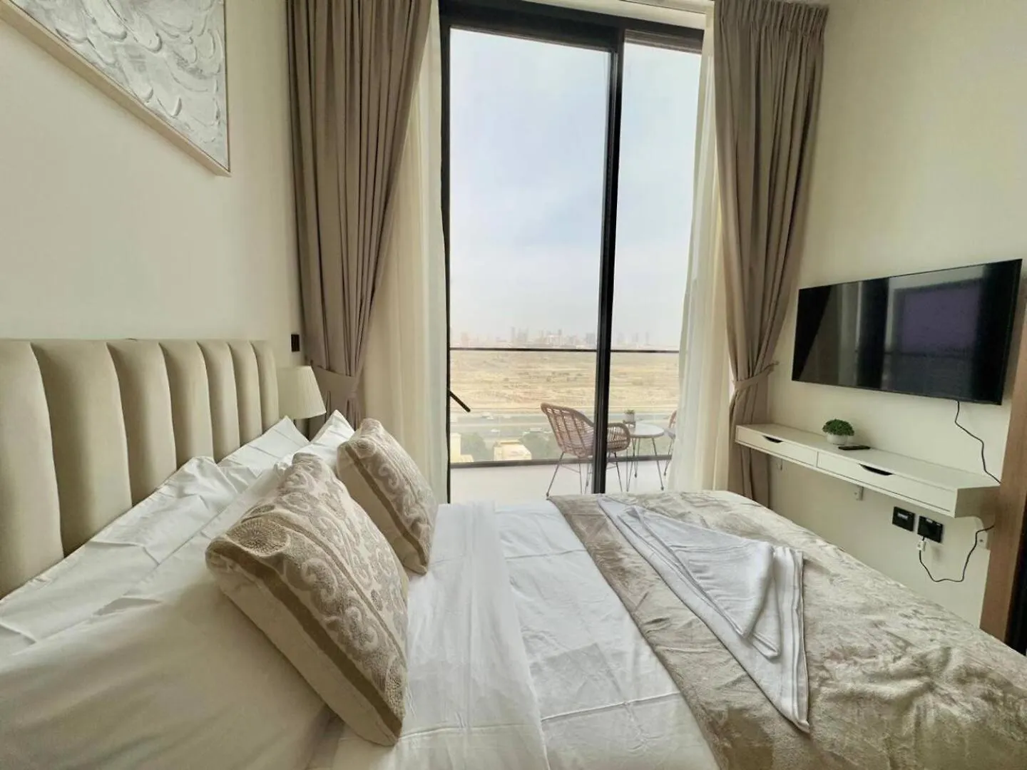 Charming Studio Apt In Jvc With Balcony Dubai United Arab Emirates