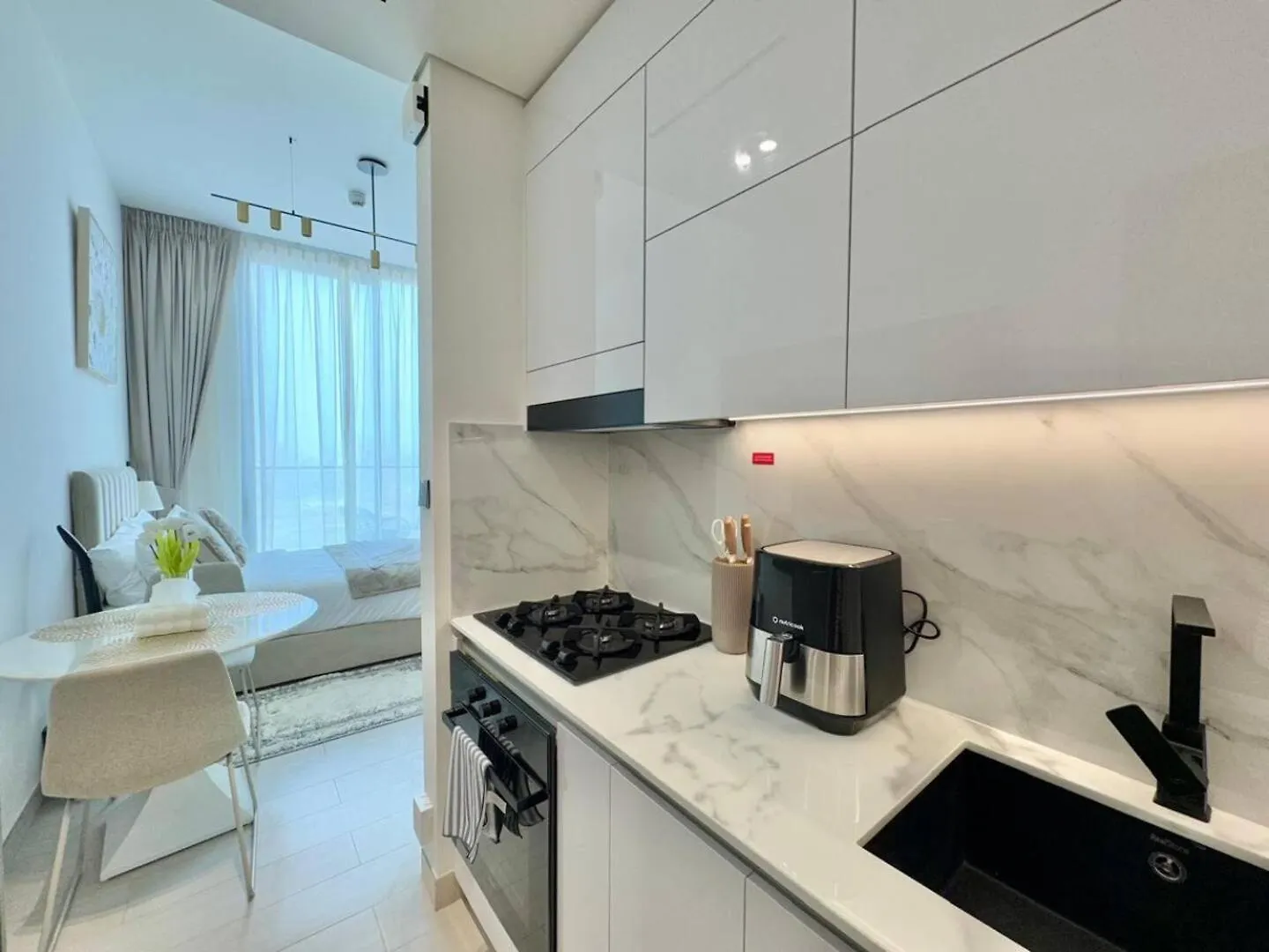 Charming Studio Apt In Jvc With Balcony ドバイ 0*,  アラブ首長国連邦