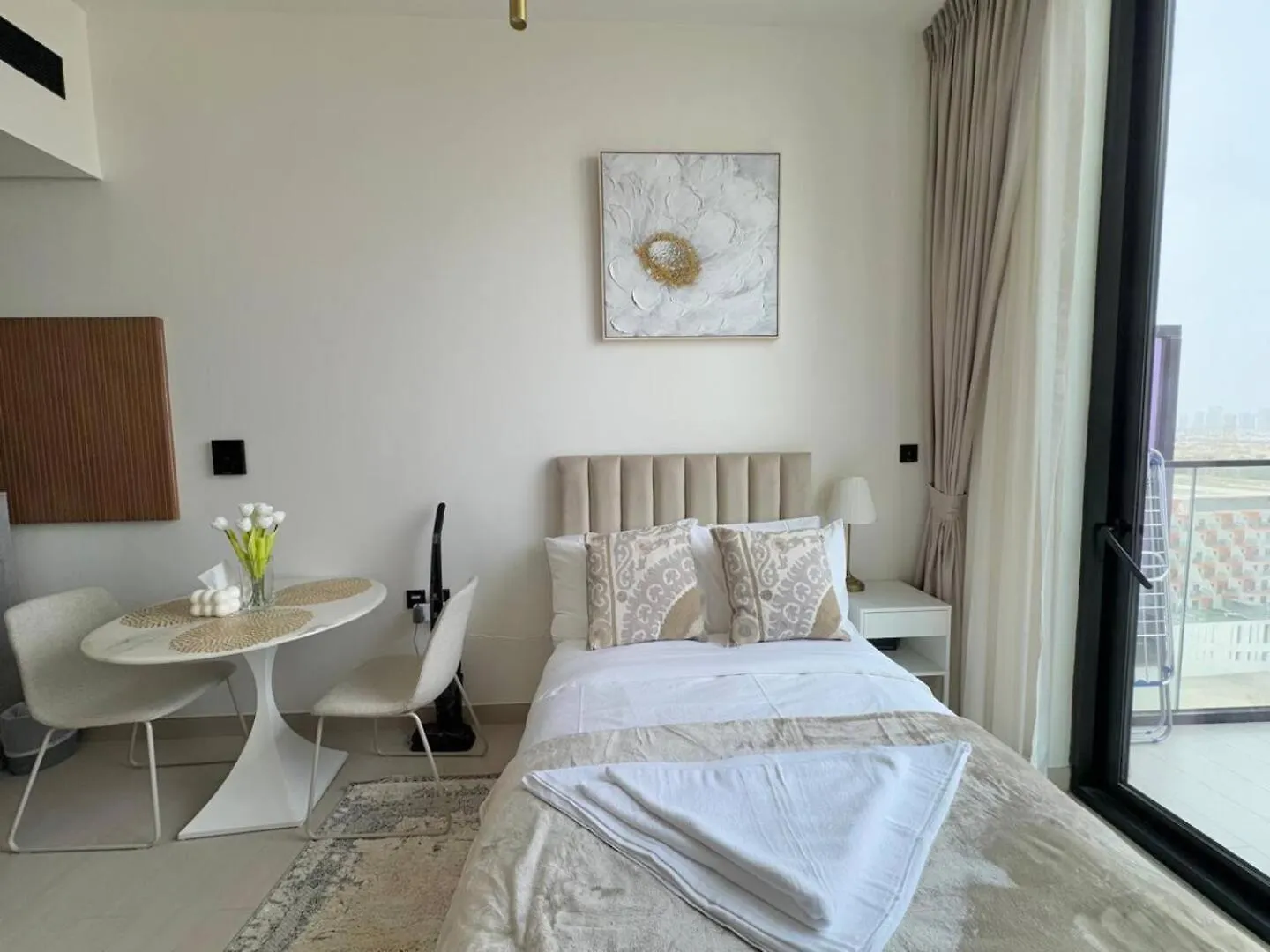 Charming Studio Apt In Jvc With Balcony Dubai Apartment