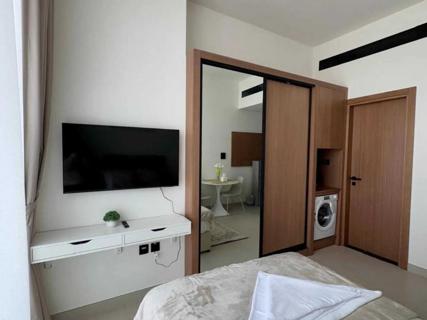 Apartment Charming Studio Apt In Jvc With Balcony Dubai